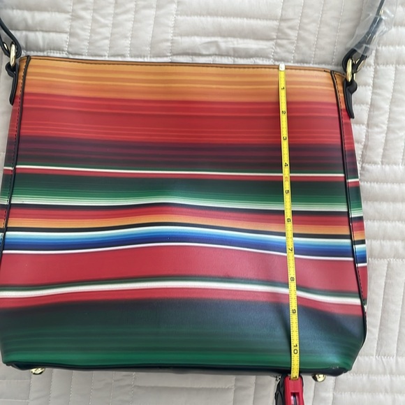Serape design purse - Picture 6 of 9